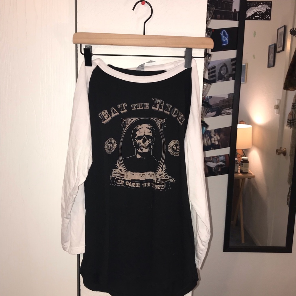BASEBALL TEE